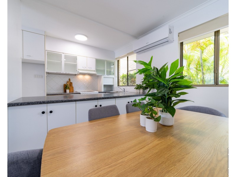 6/490 Marine Parade, Biggera Waters QLD 4216