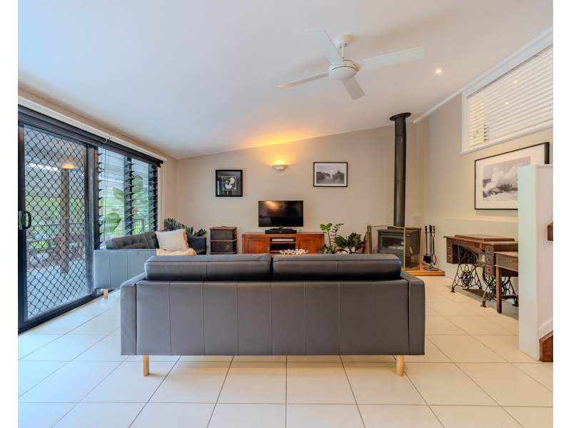 18 Werona Court, Karana Downs QLD 4306