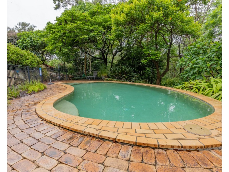 18 Werona Court, Karana Downs QLD 4306