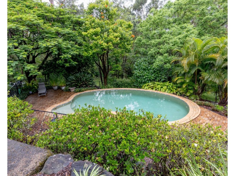 18 Werona Court, Karana Downs QLD 4306