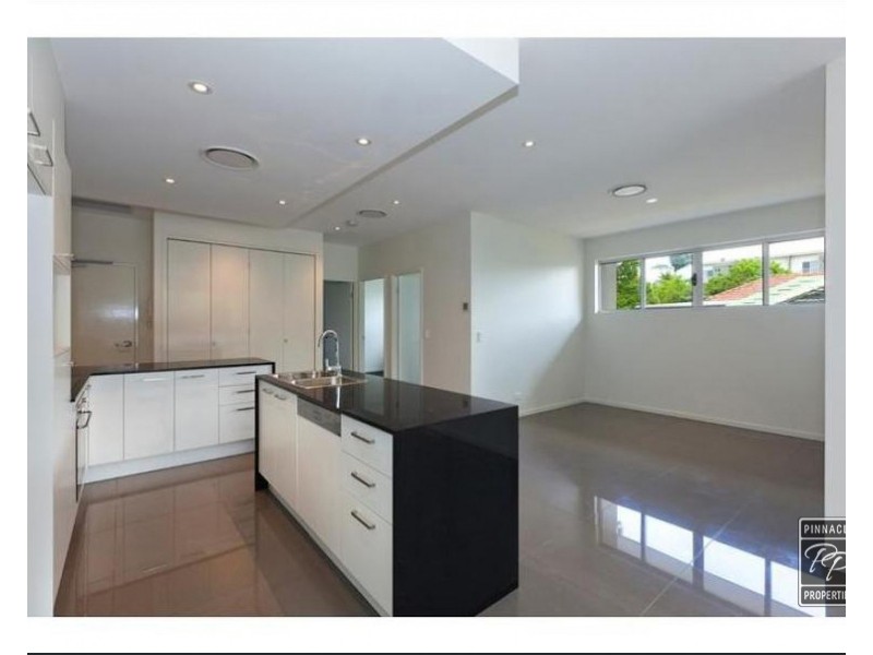 7/15 Kennington Road, Camp Hill QLD 4152