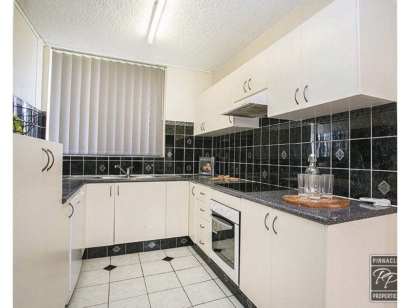 8/415 Esplanade, Manly QLD 4179