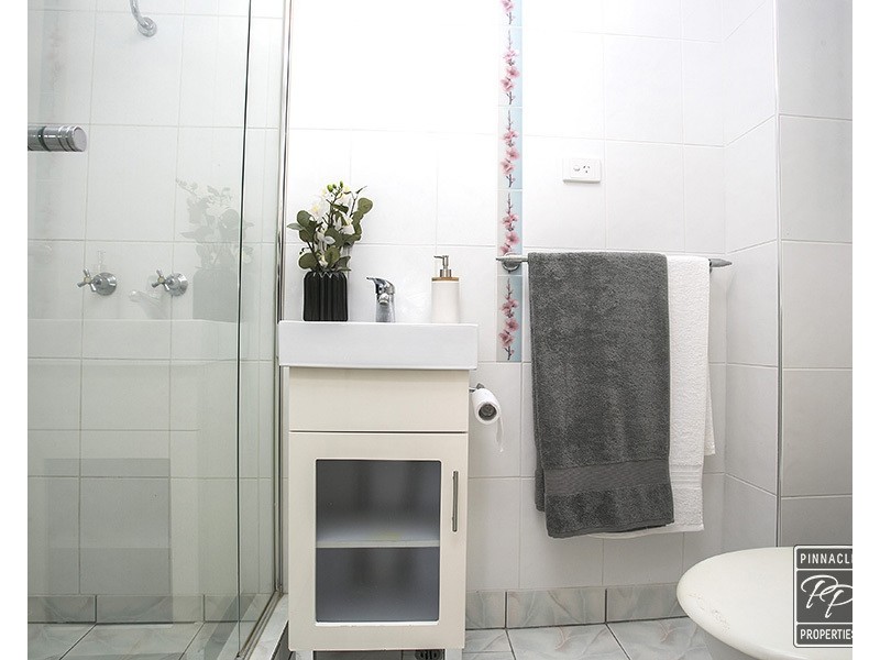 8/415 Esplanade, Manly QLD 4179