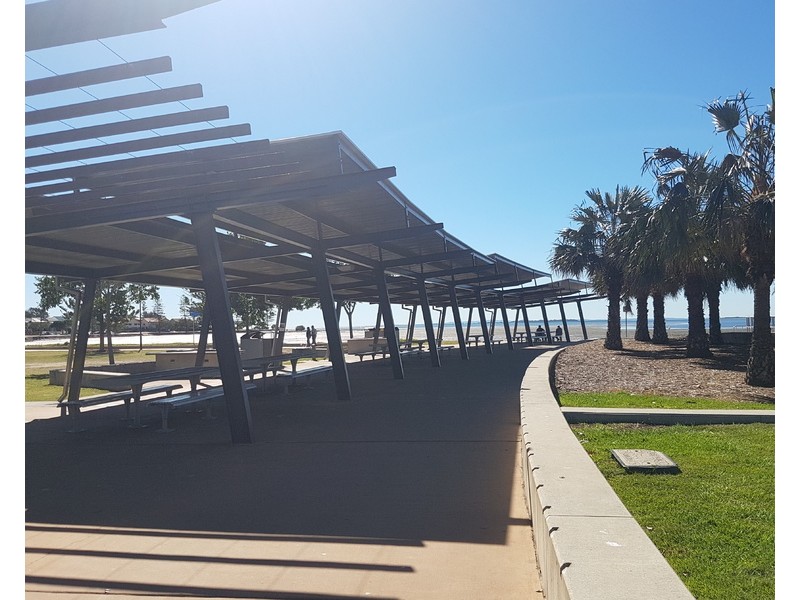 8/415 Esplanade, Manly QLD 4179