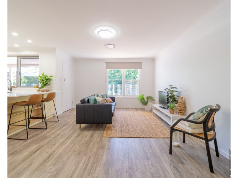 2 Lois Street, Kenmore QLD 4069