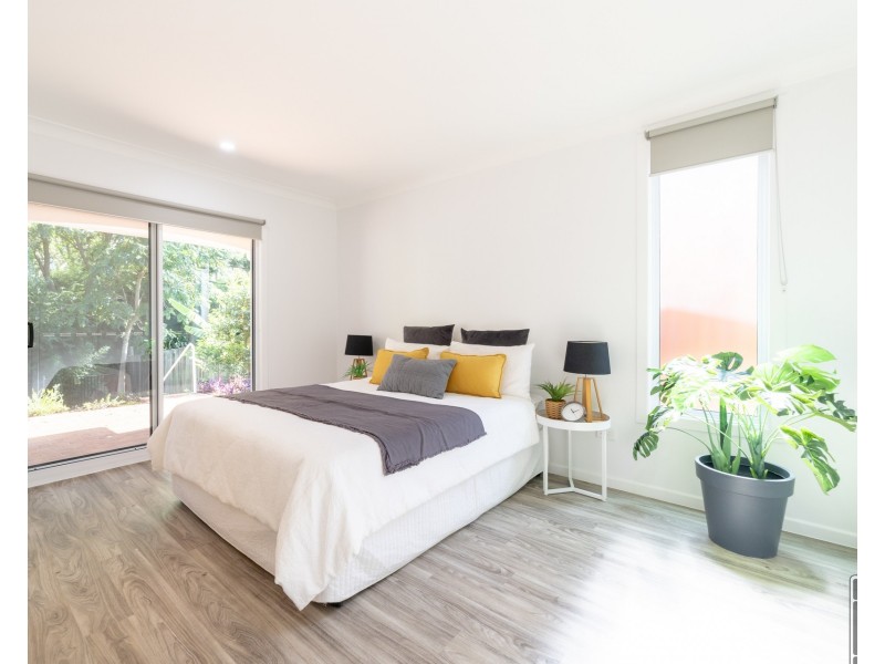 2 Lois Street, Kenmore QLD 4069