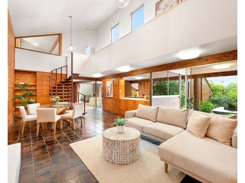 74 Kailua Street, Brookfield QLD 4069