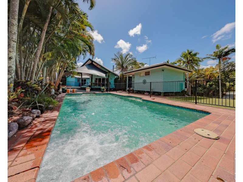 2 Wandoo Court, Karana Downs QLD 4306