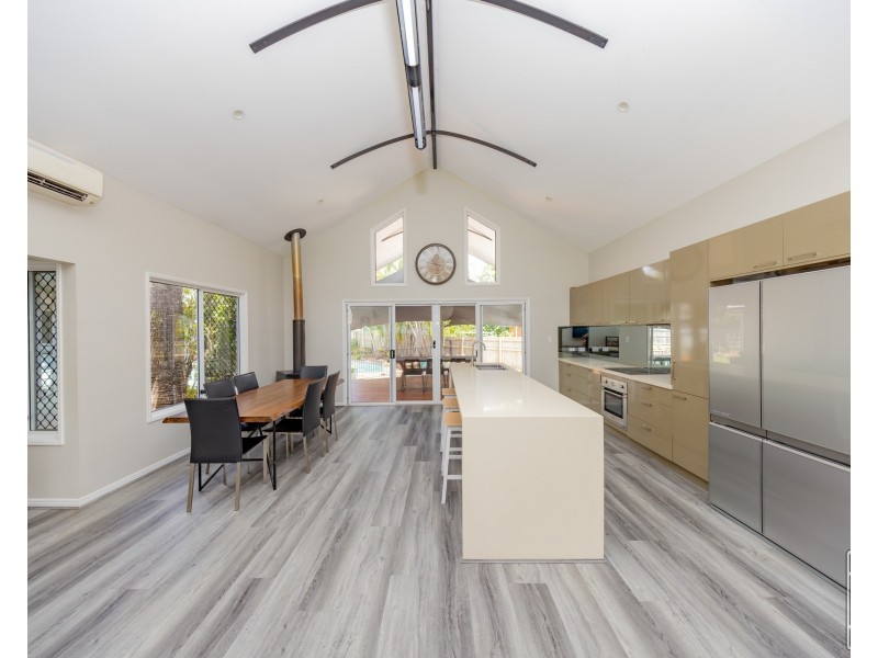 2 Wandoo Court, Karana Downs QLD 4306