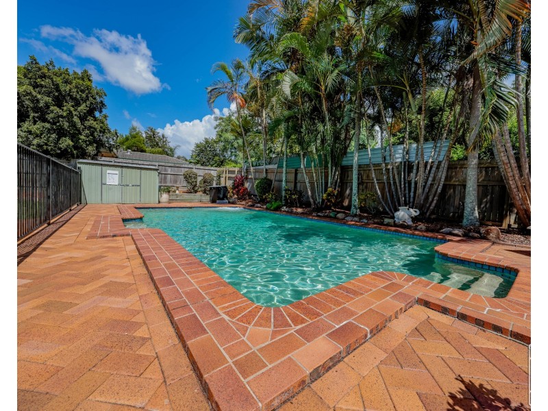 2 Wandoo Court, Karana Downs QLD 4306