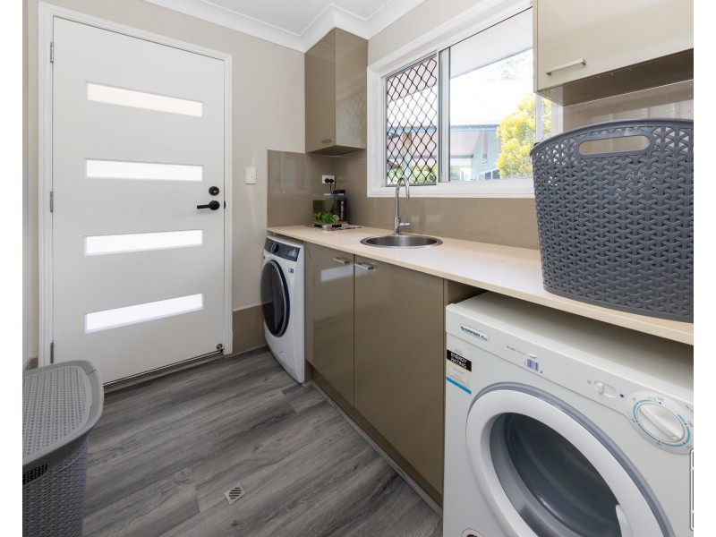 2 Wandoo Court, Karana Downs QLD 4306