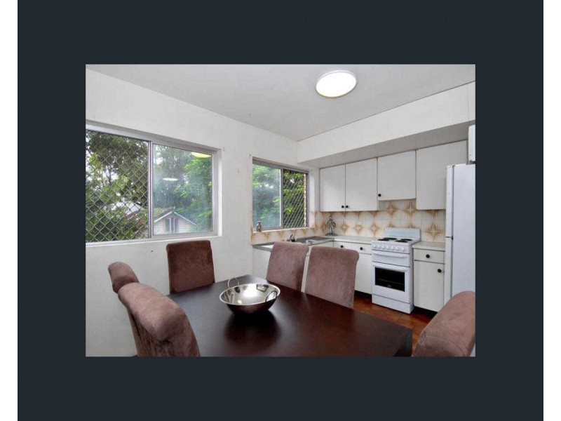 2/18 Moorak Street, Taringa QLD 4068