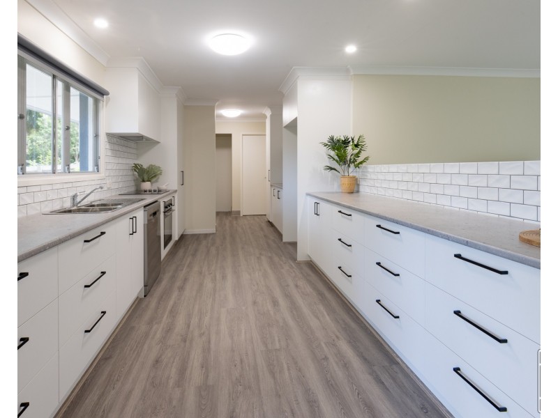 6 Fortrose Street, Kenmore QLD 4069