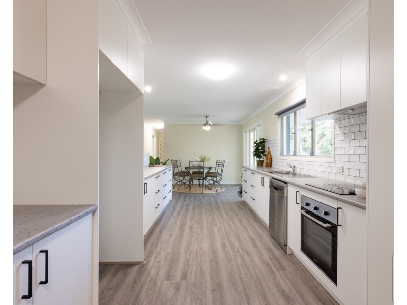 6 Fortrose Street, Kenmore QLD 4069