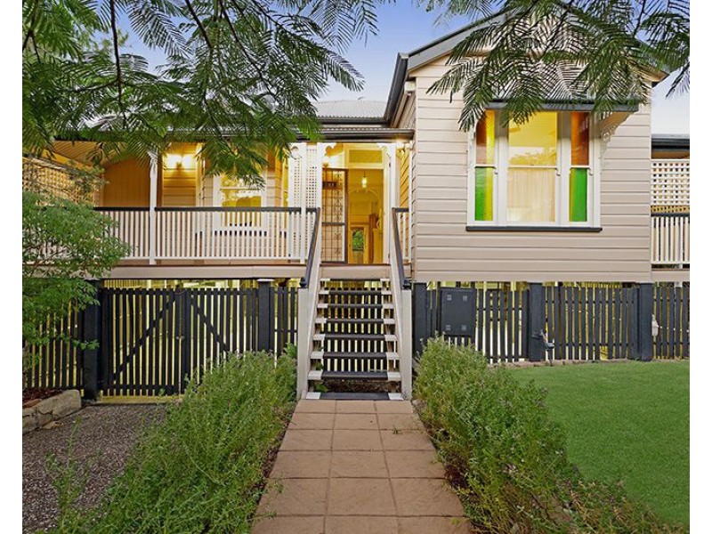 28 Shakespeare Street, Coorparoo QLD 4151