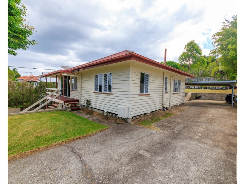 92 Kidgell Street, Stafford QLD 4053