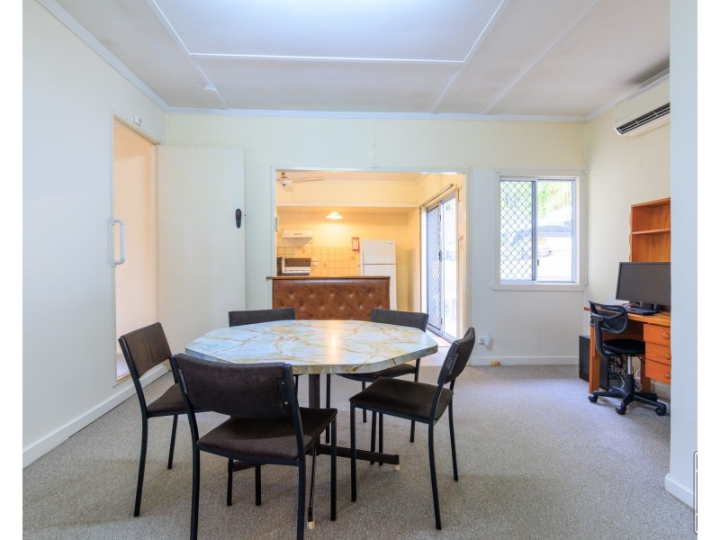 92 Kidgell Street, Stafford QLD 4053