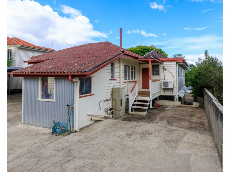 92 Kidgell Street, Stafford QLD 4053