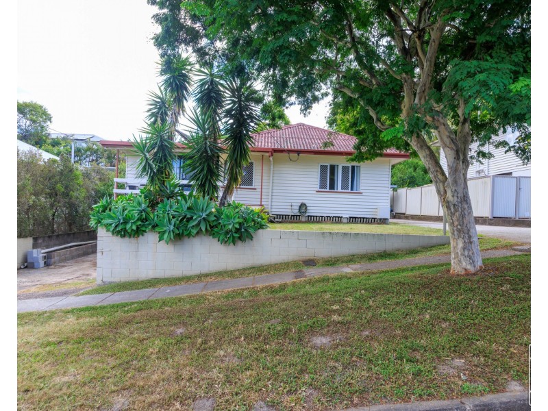 92 Kidgell Street, Stafford QLD 4053