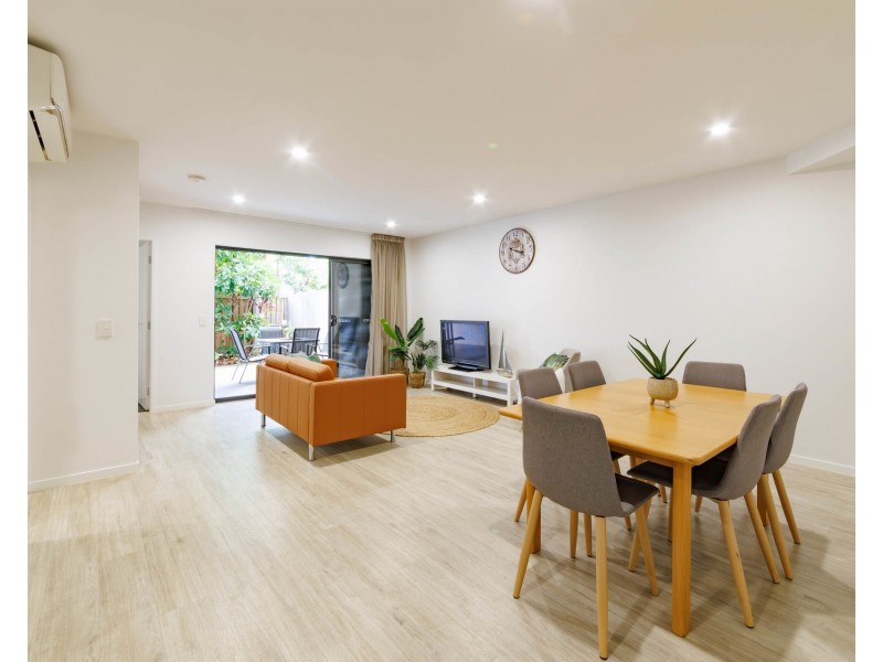 2/27 Lumley Street, Upper Mount Gravatt QLD 4122