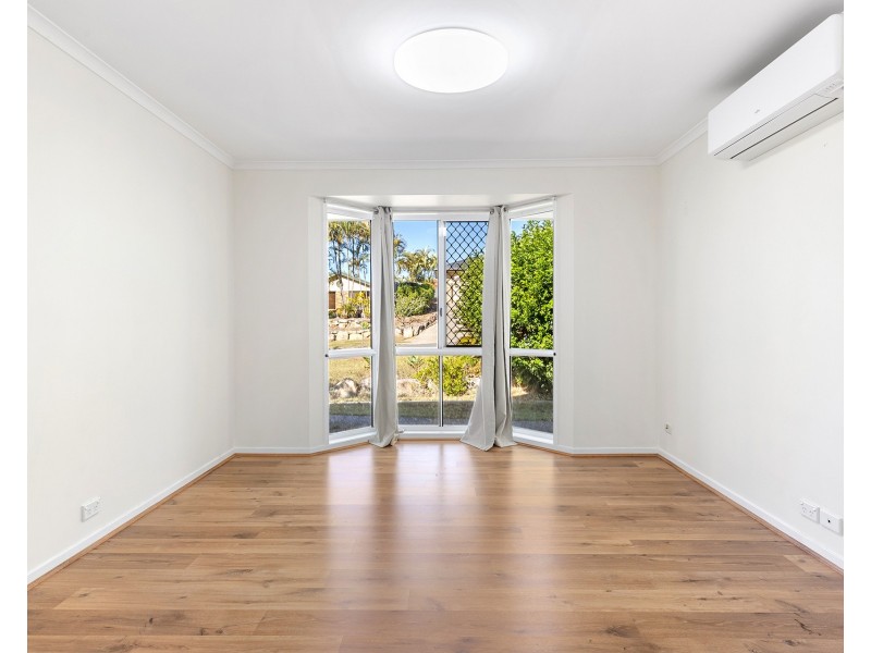 37 McPherson Road, Sinnamon Park QLD 4073