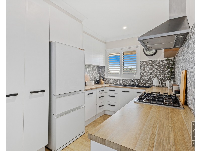 8/108 Cavendish Road, Coorparoo QLD 4151