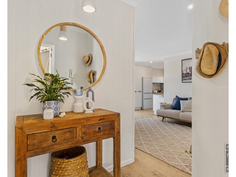 8/108 Cavendish Road, Coorparoo QLD 4151