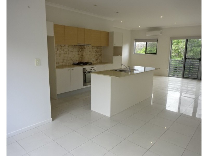 3/8 Princess Street, Fairfield QLD 4103