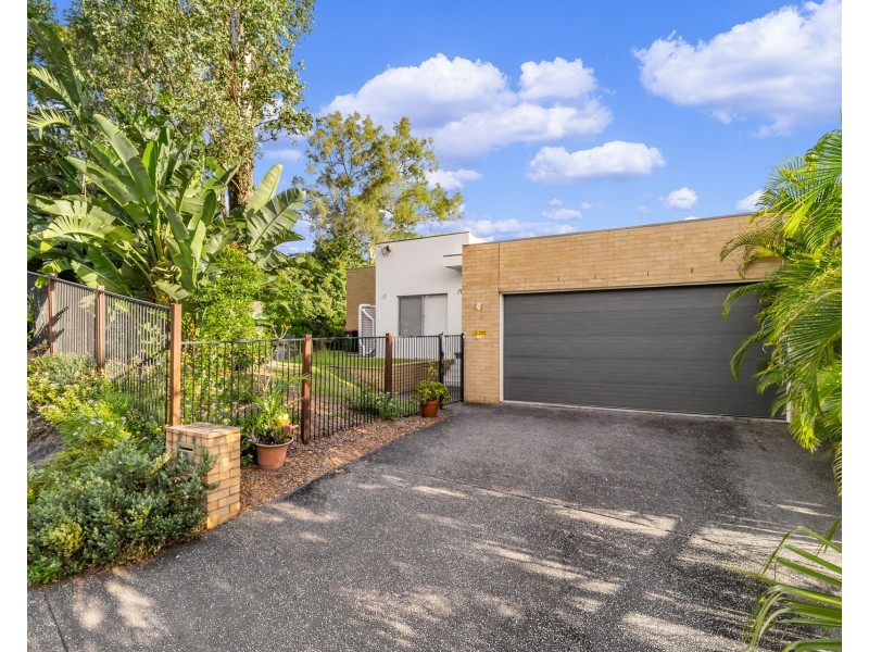 14 Advanx Street, Kenmore Hills QLD 4069