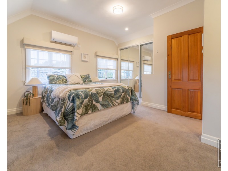 186 Rode Road, Wavell Heights QLD 4012
