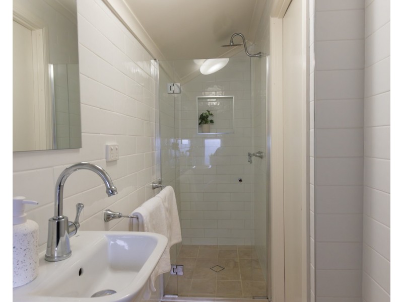 186 Rode Road, Wavell Heights QLD 4012