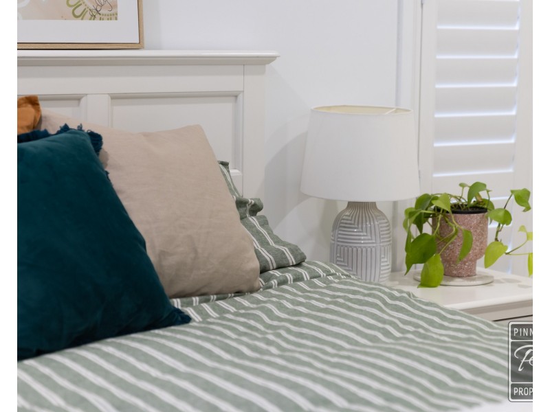 8 Mahonia Street, Bellbowrie QLD 4070