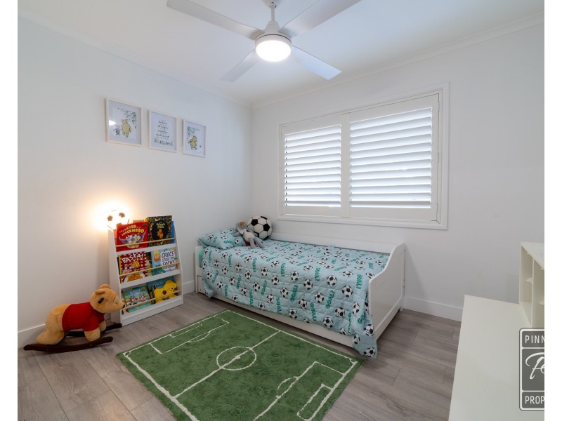 8 Mahonia Street, Bellbowrie QLD 4070