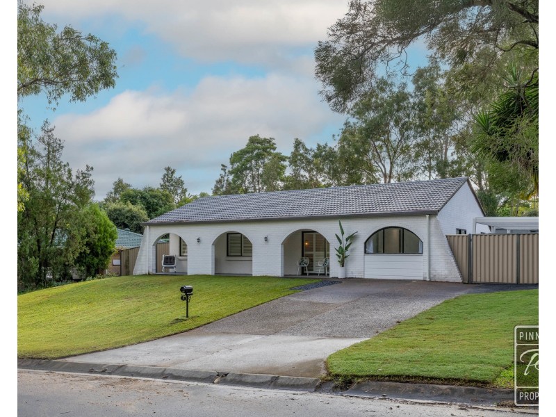 8 Mahonia Street, Bellbowrie QLD 4070