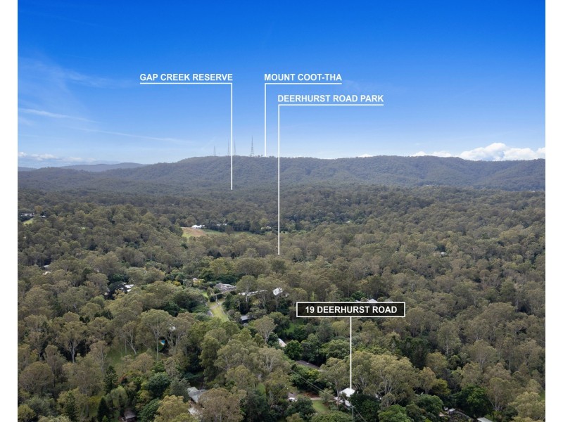 19 Deerhurst Road, Brookfield QLD 4069