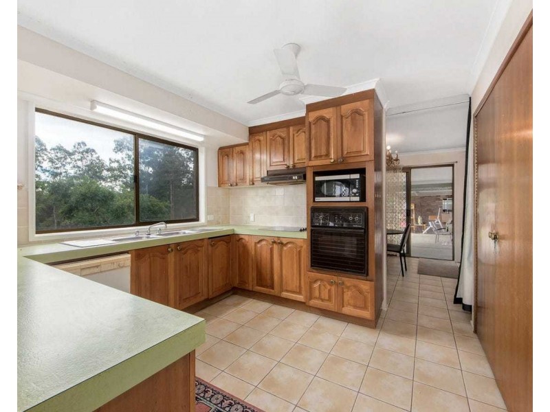 94 Thornton Road, Chuwar QLD 4306