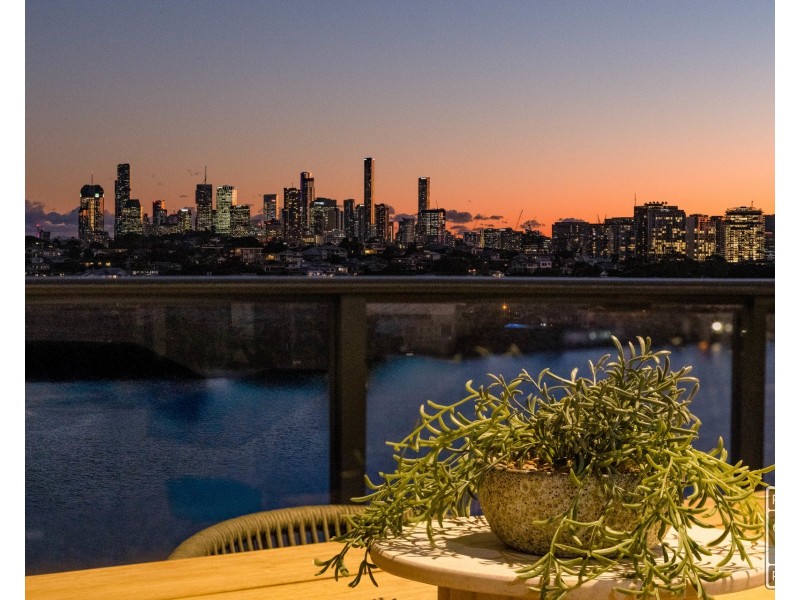 20810/7 Wharf Street, Hamilton QLD 4007