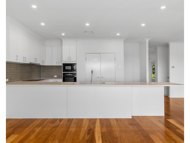 14 Advanx Street, Kenmore Hills QLD 4069