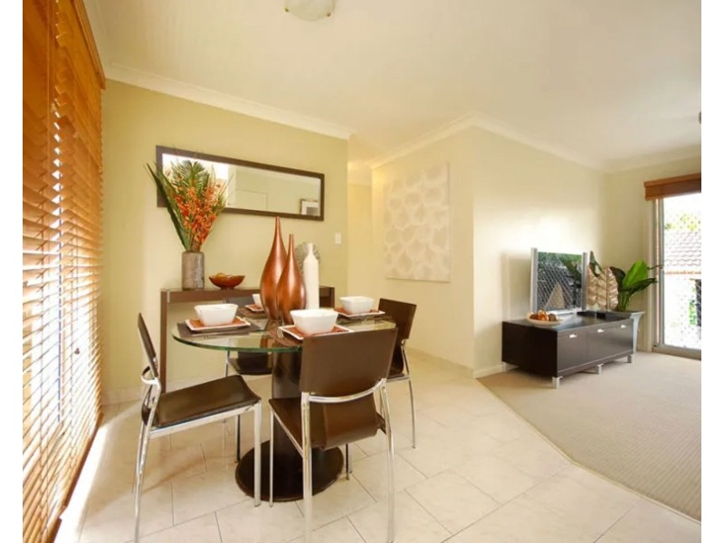 15/7 Main Avenue, Coorparoo QLD 4151