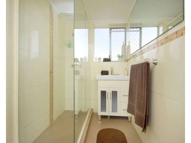 15/7 Main Avenue, Coorparoo QLD 4151