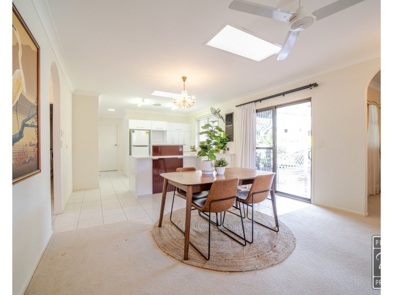 1 Minerva Court, Eatons Hill QLD 4037