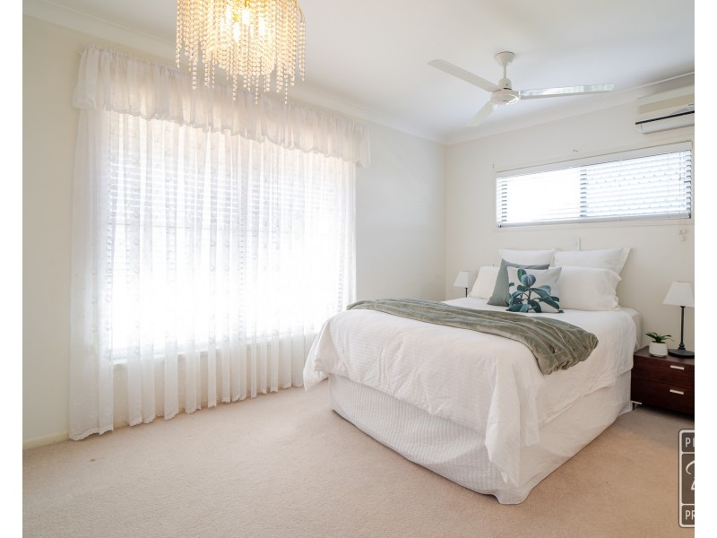 1 Minerva Court, Eatons Hill QLD 4037