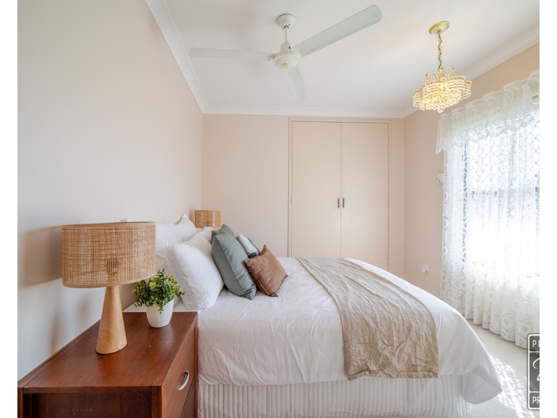 1 Minerva Court, Eatons Hill QLD 4037