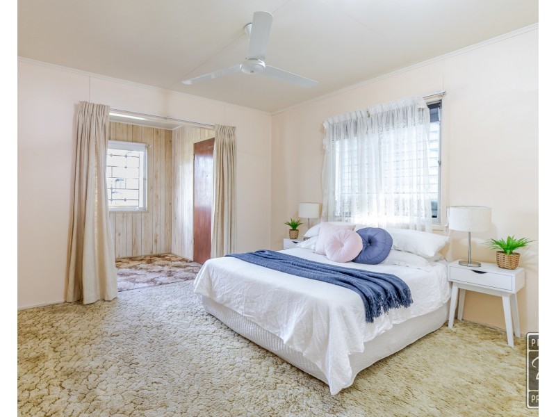 42 Grange Road, Eastern Heights QLD 4305