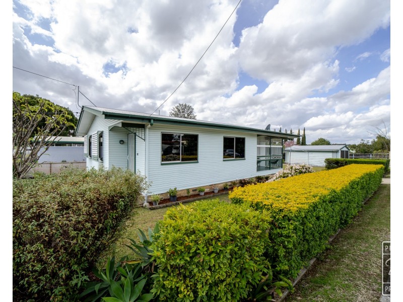 42 Grange Road, Eastern Heights QLD 4305