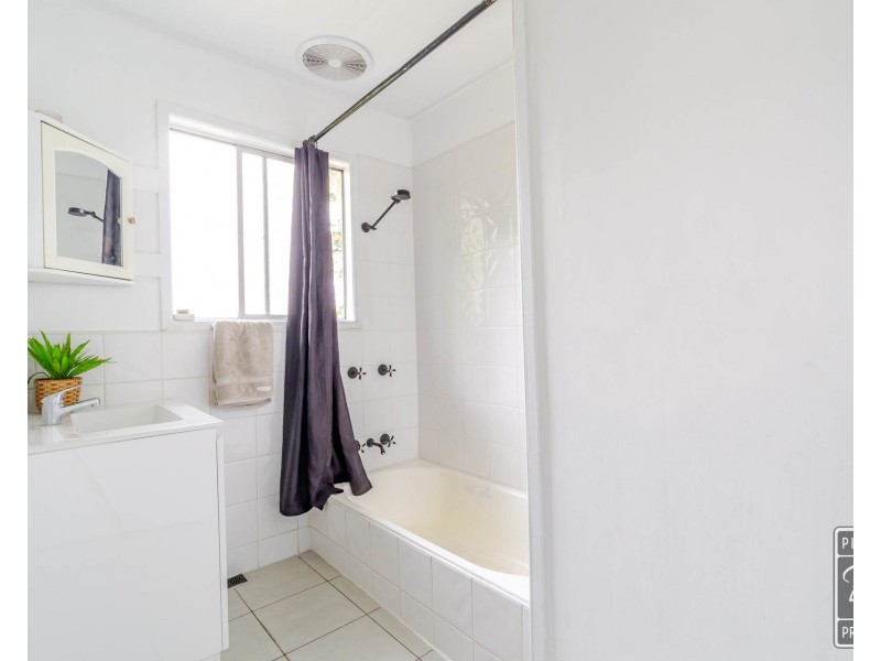 44 Videroni Street, Bundamba QLD 4304