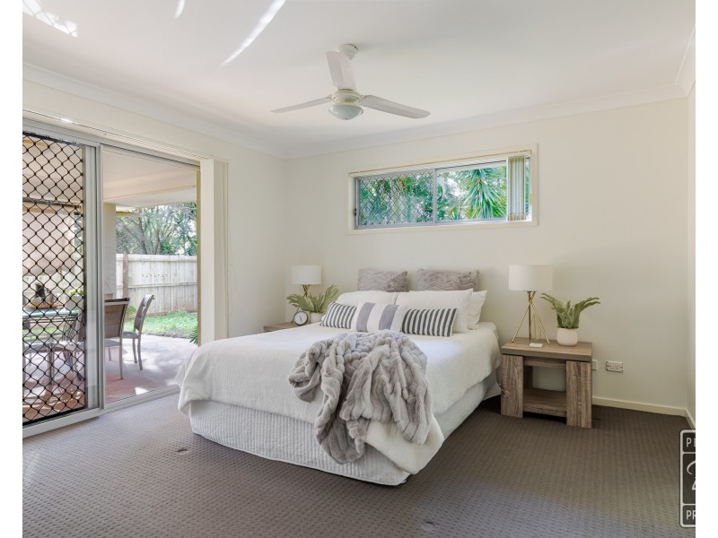 16 Shaw Place, Redland Bay QLD 4165