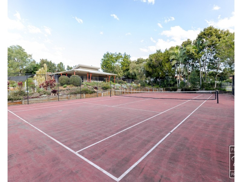 16 Shaw Place, Redland Bay QLD 4165