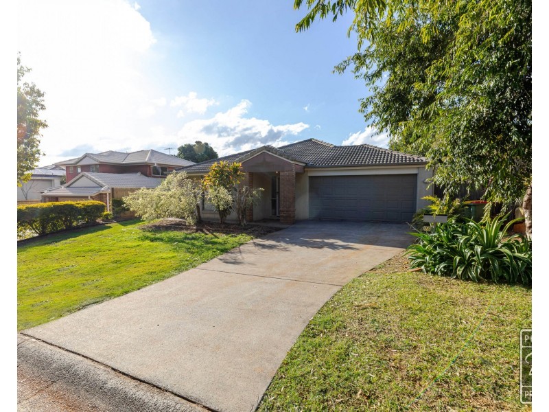 16 Shaw Place, Redland Bay QLD 4165