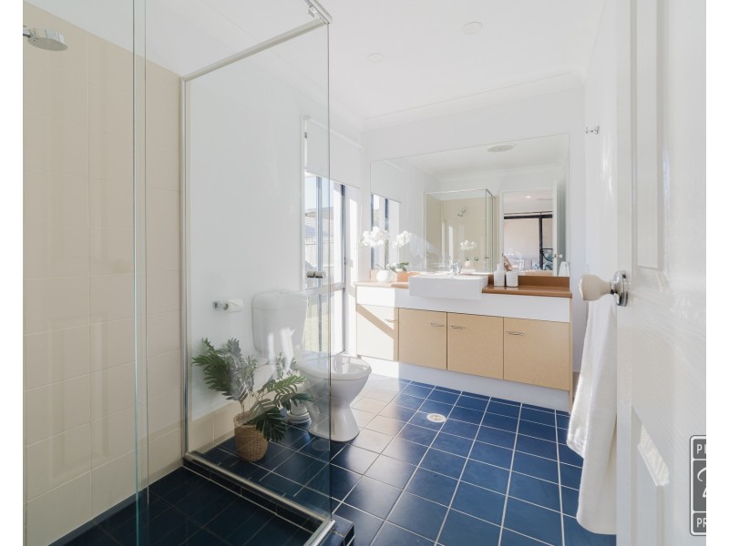 36 High Street, Forest Lake QLD 4078